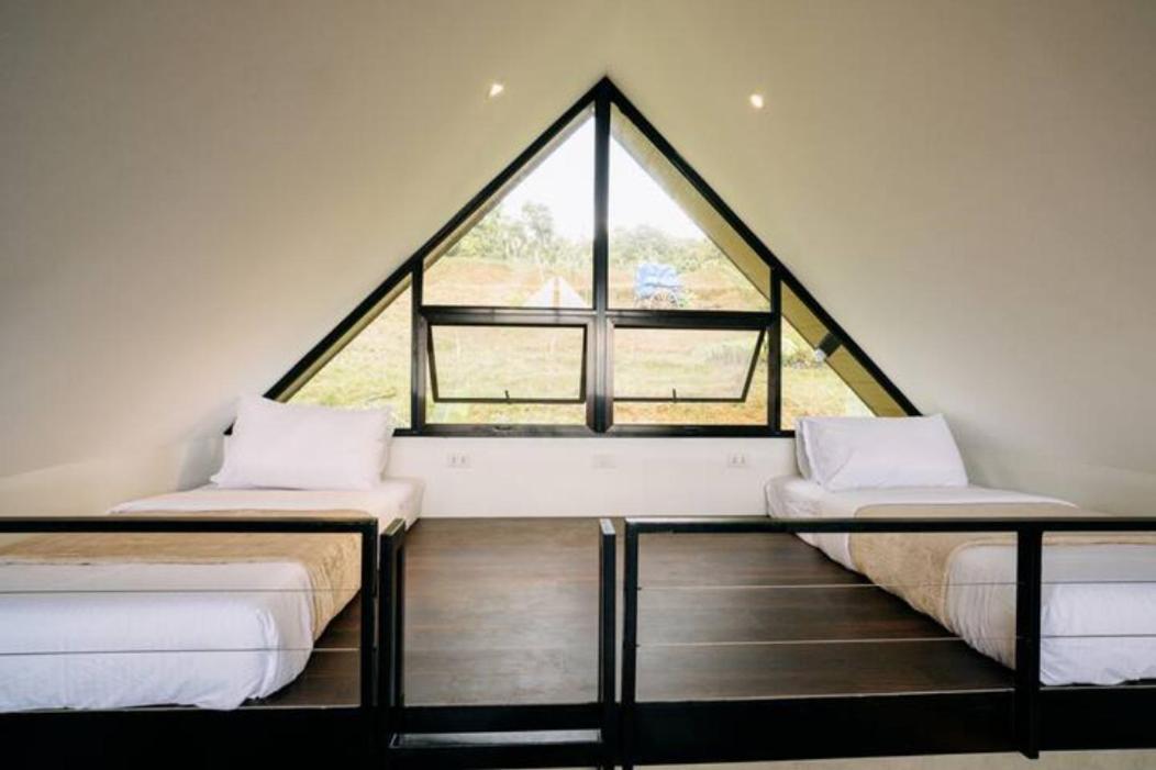 Grey Rock Mountain Cabin W/ Jacuzzi Balamban Exterior foto